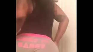 Big booty ebony MILF gets naughty with sexfeene