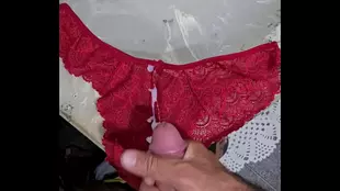 Sucking and cumming in dirty panties