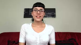 Sexy Saffron's HD video showcases her seductive foot fetish