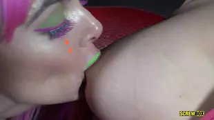 Witness the steamy connection between Zoey Monroe and Marley Brinx in this heated Screw Box scene under neon lights