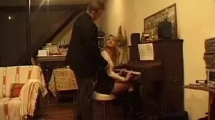 Gorgeous blonde enjoys intense anal session during piano lesson